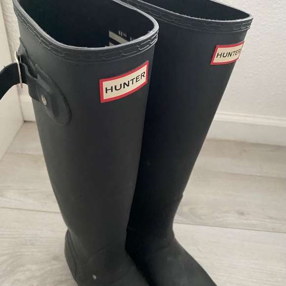 Hunter Women's Original Tall Rain Boots in Black - Picture 3 of 7